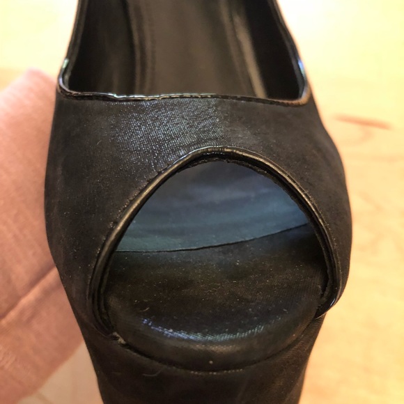 Brian Atwood Gorgeous pumps size 7.5 - Picture 3 of 8